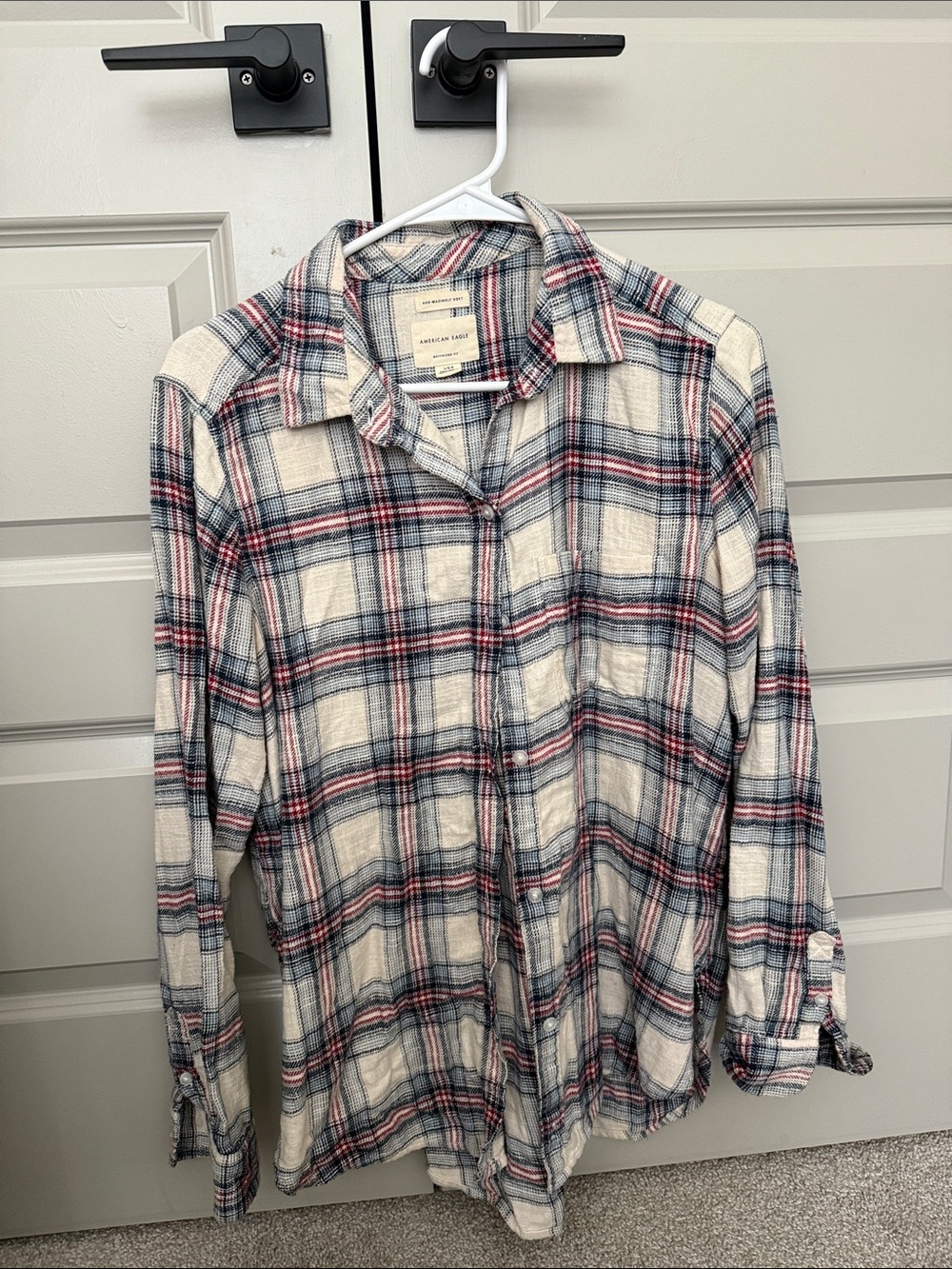 American Eagle Outfitters Men’s Cream Plaid Button-Up Shirt